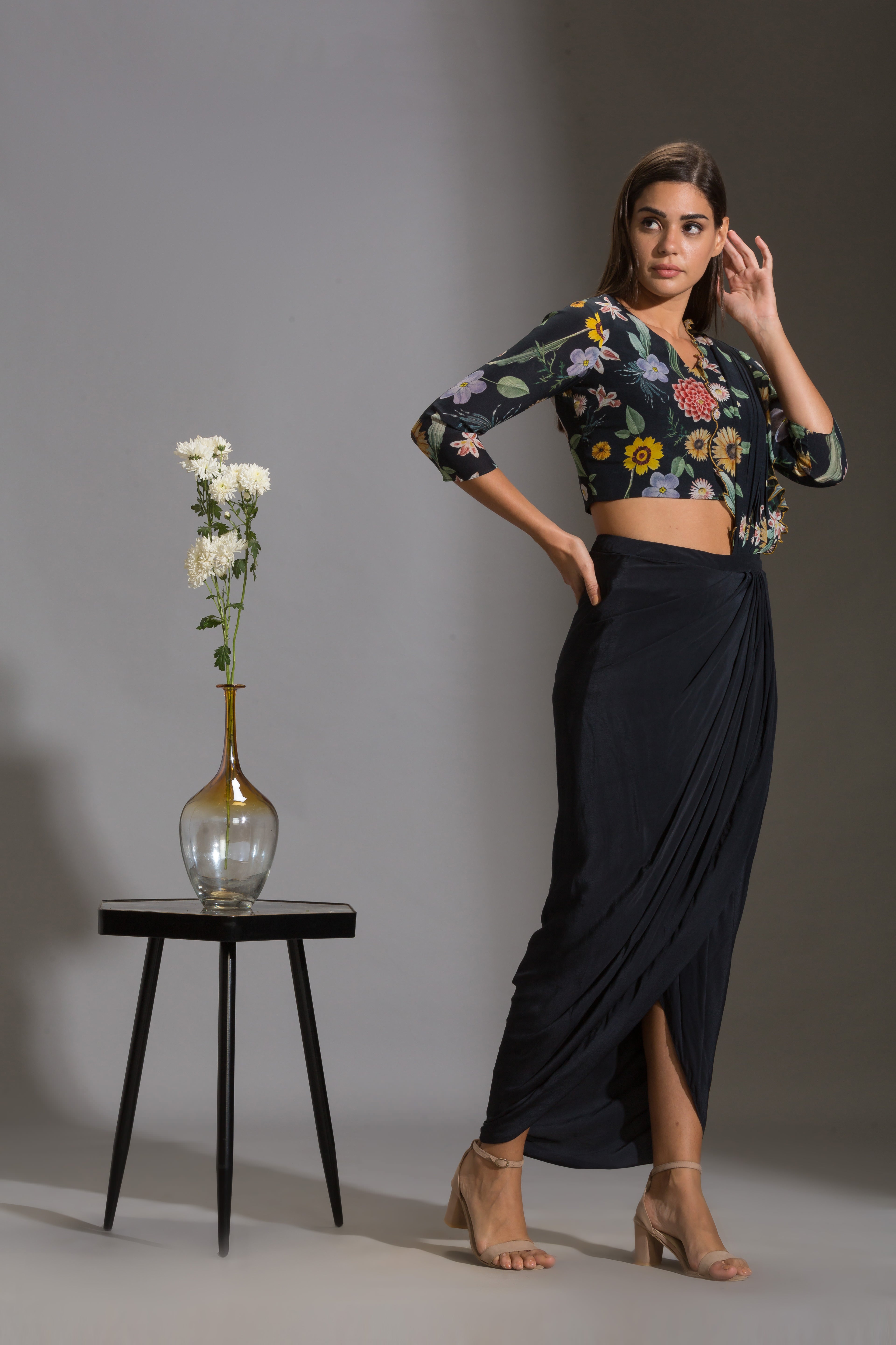 Gulista Floral Cutwork Pre Draped Saree