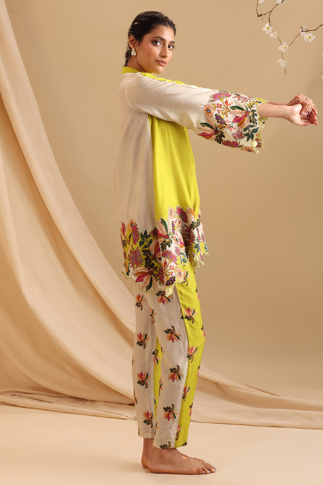 Aarani Yellow Embroidered Co-Ord Set