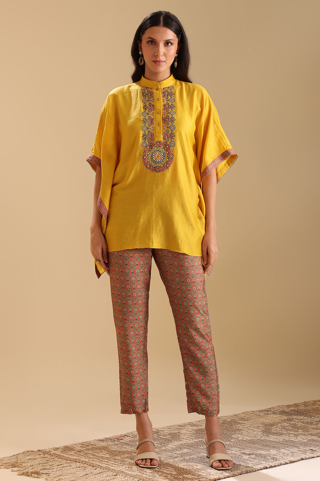 Eraya Embellished Short Kaftan Set