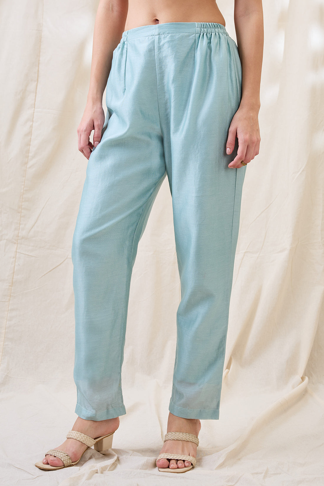 Ravya co-ord set with embellished cape