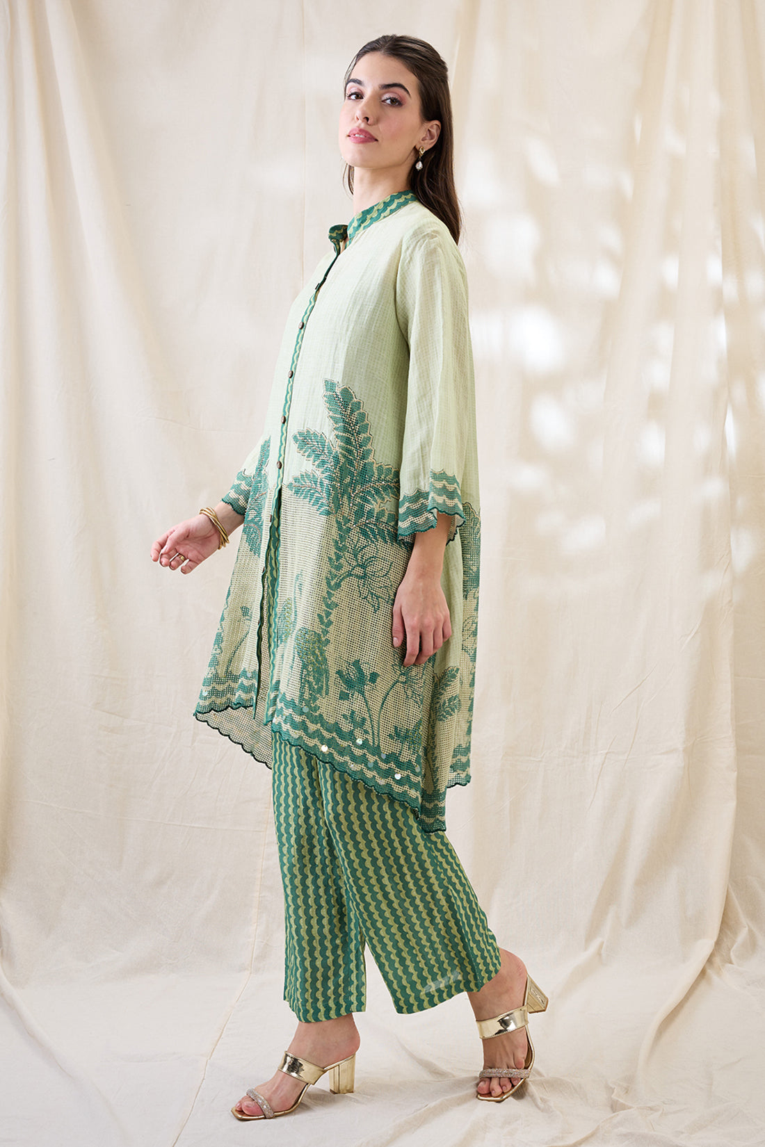 Noorani embellished kurta set