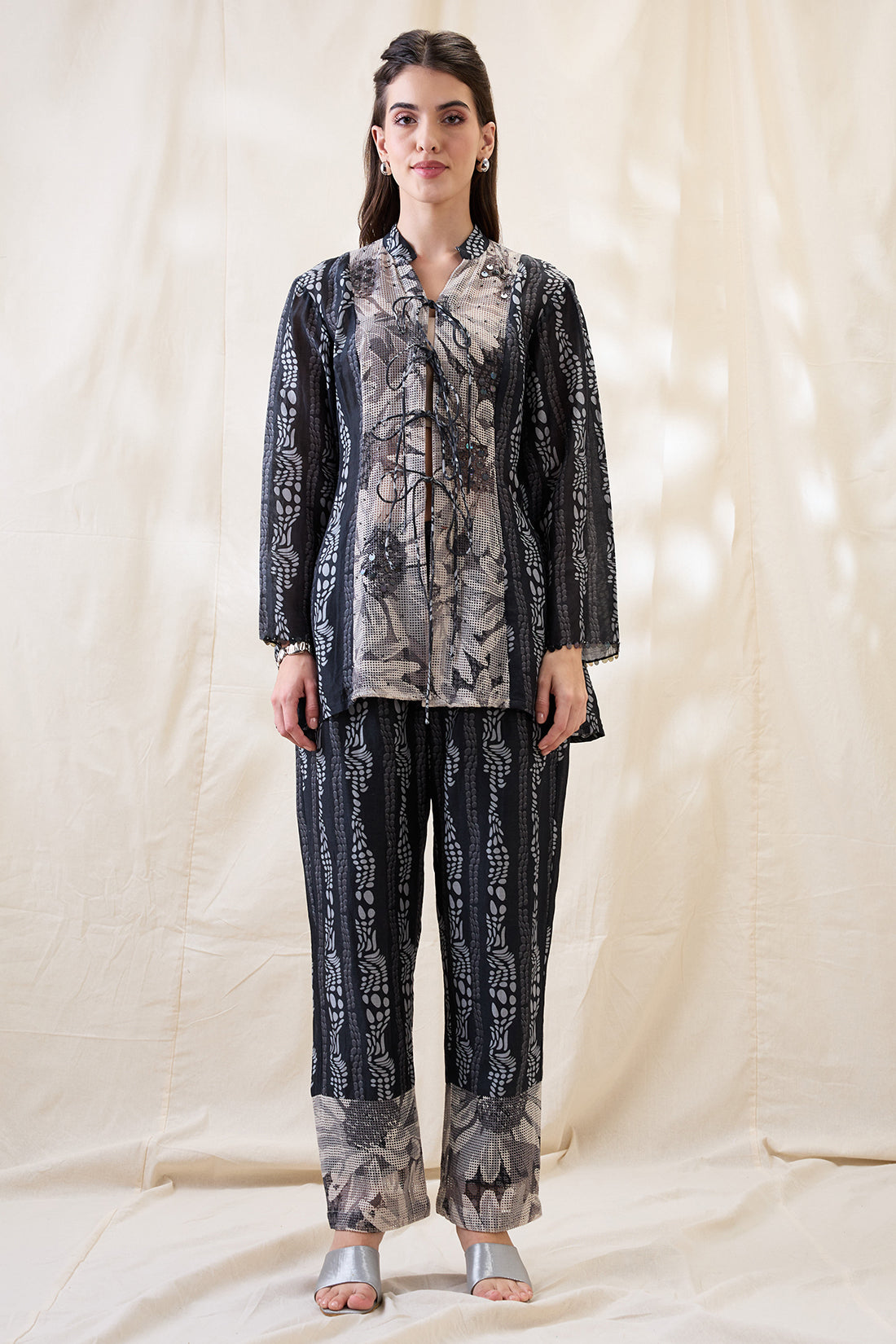 Ravya Embellished fron tie-ups co-ord set