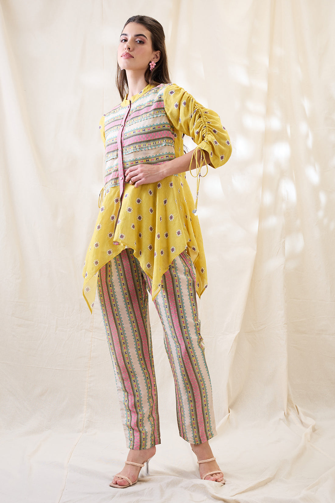 Nooma printed handkerchief top with pants