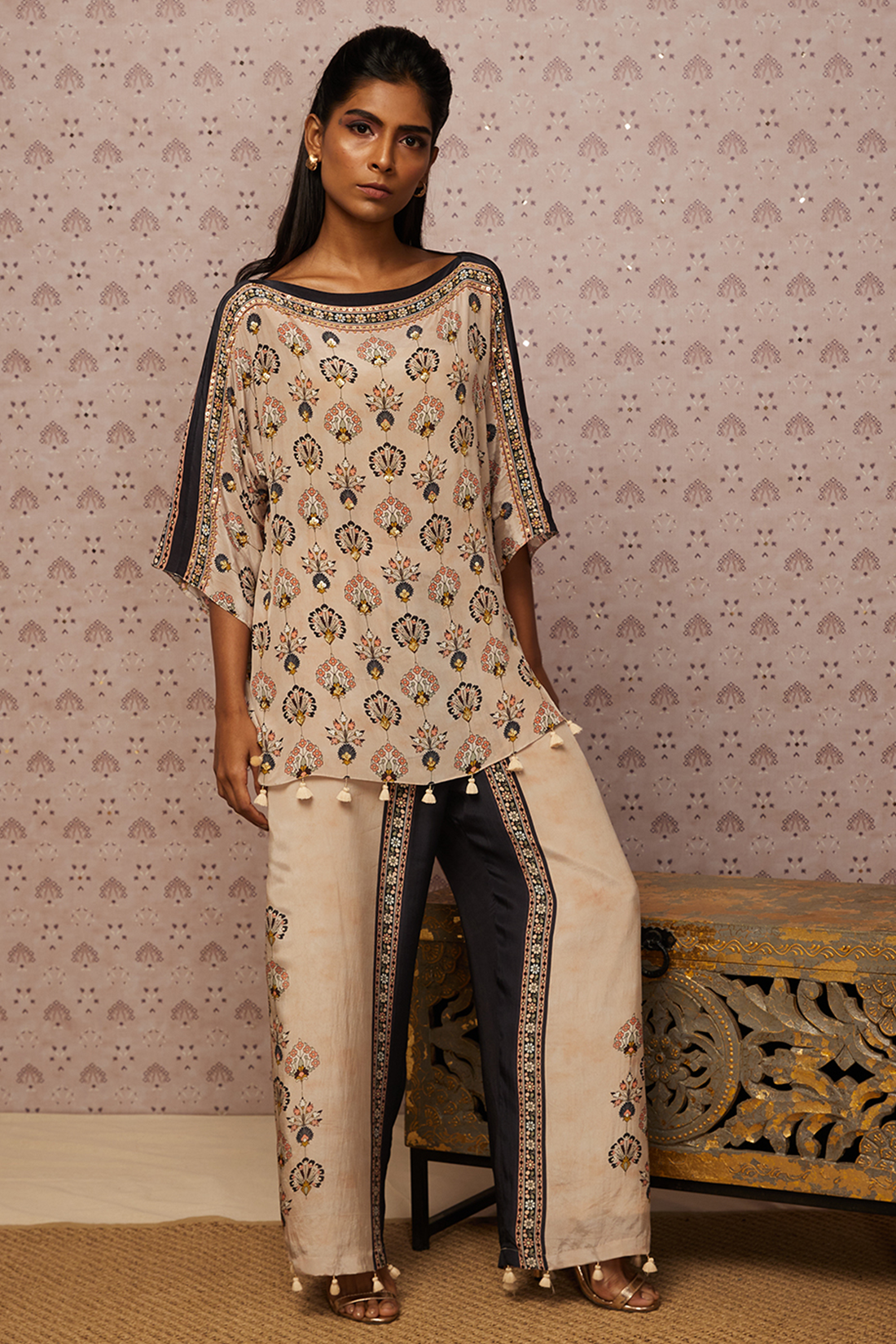 Sarouk Embroidered Co-Ord Set