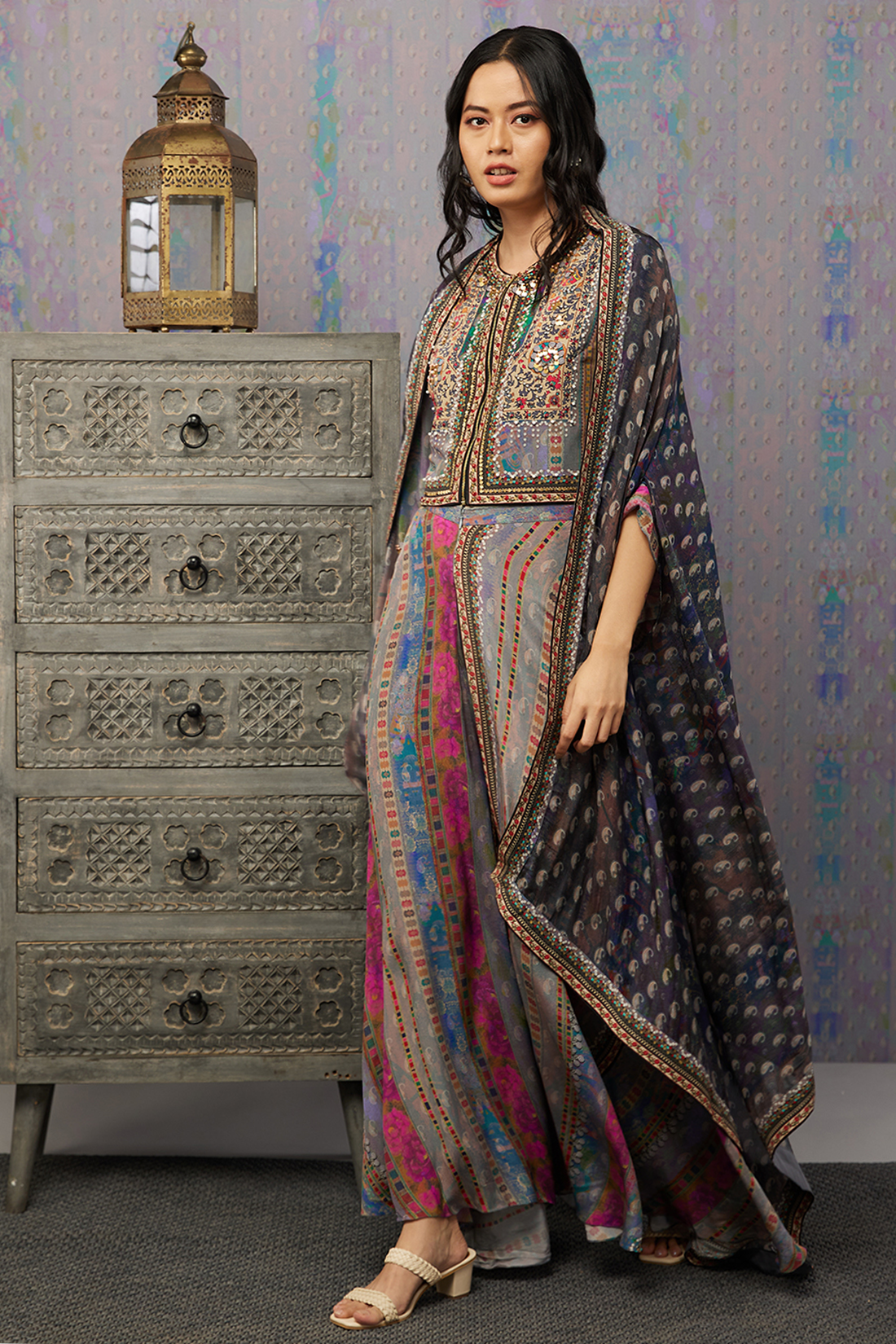 Ikaya Printed Co-Ord Set With Cape