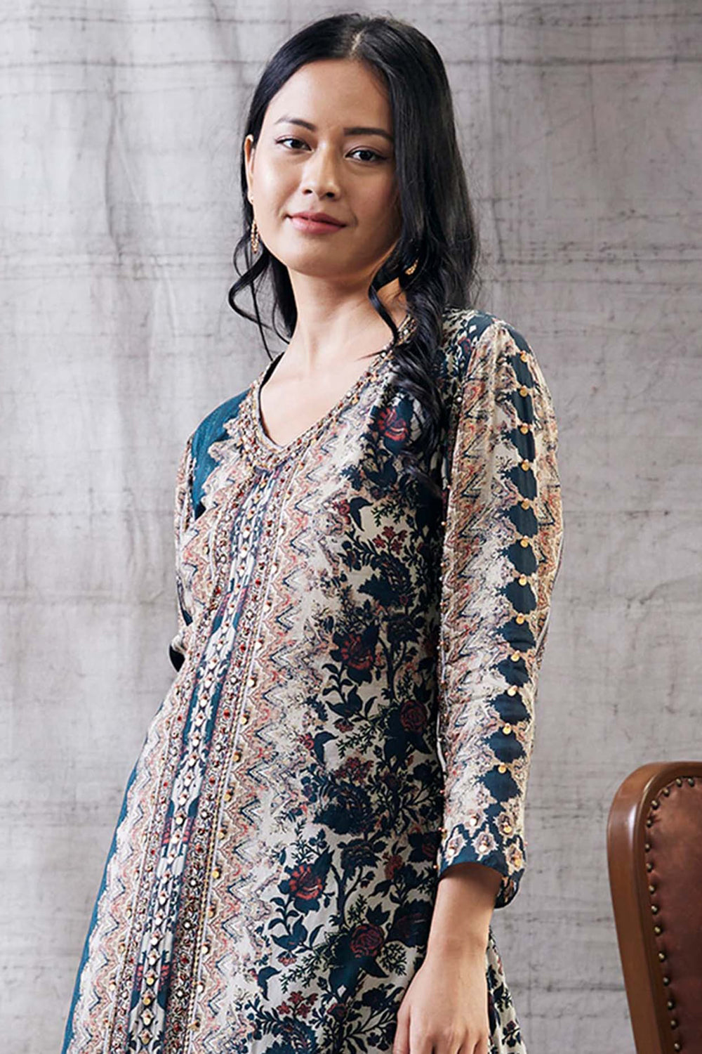 Dilara Embroidered Kurta Set