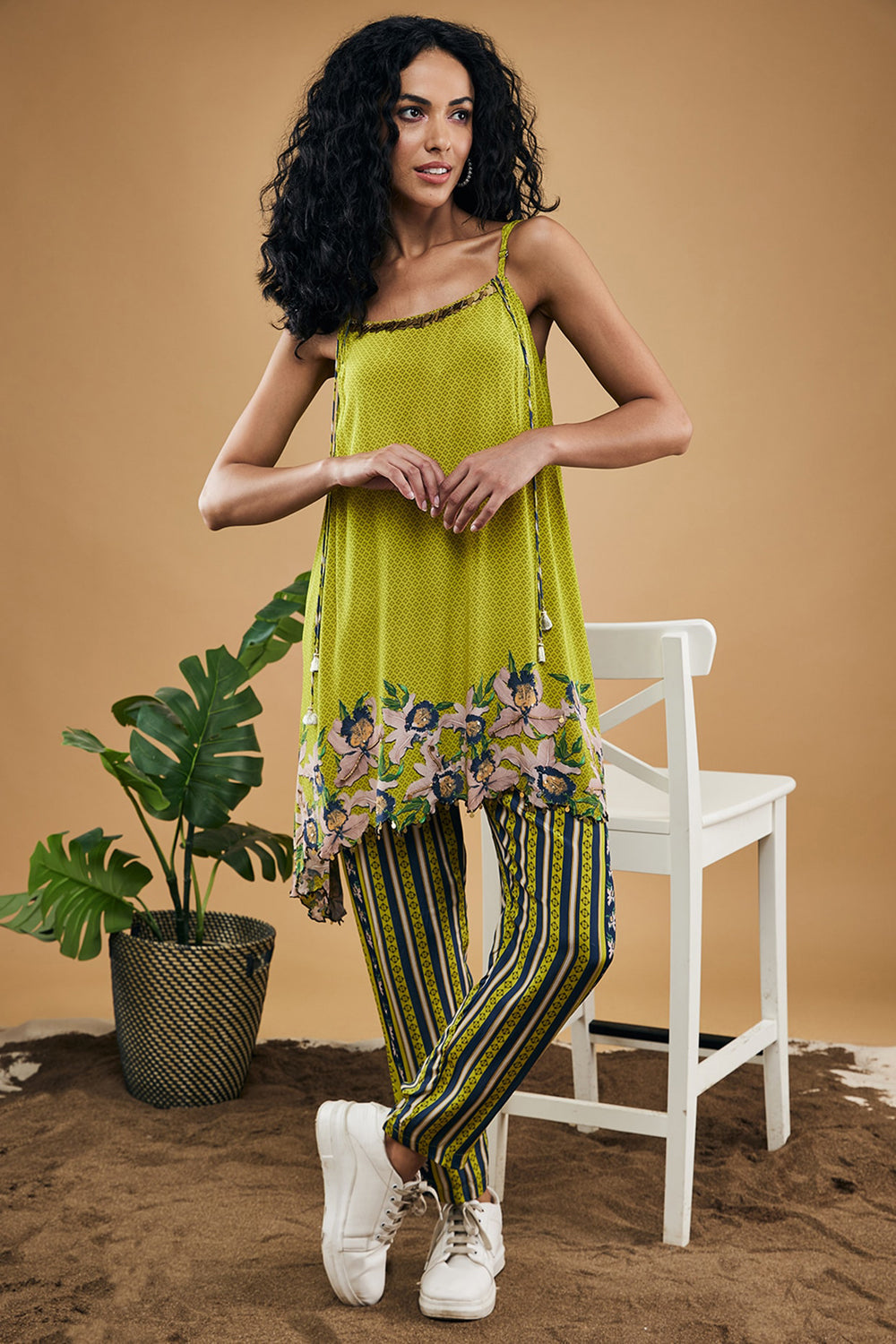Orchid Bloom Embellished Top With Pants