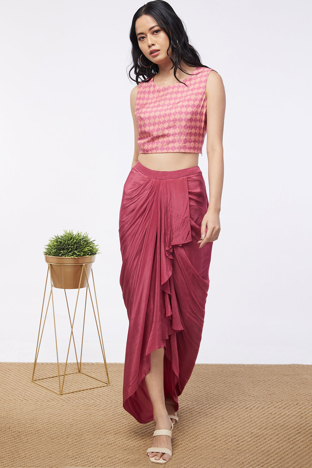 Blooming Bud Printed Drape Skirt Set With Jacket