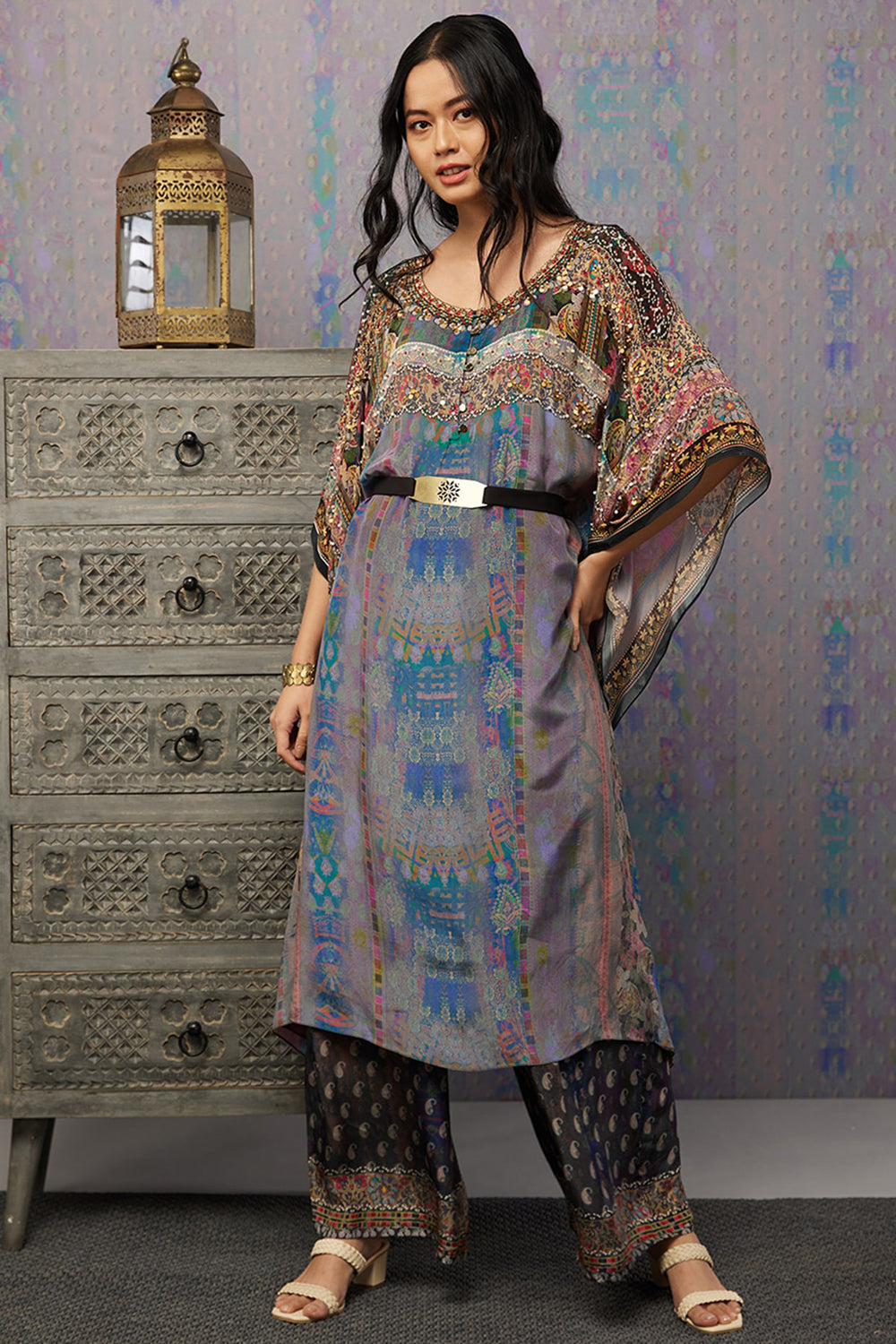 Ikaya Embroidered Kaftan Set With Belt