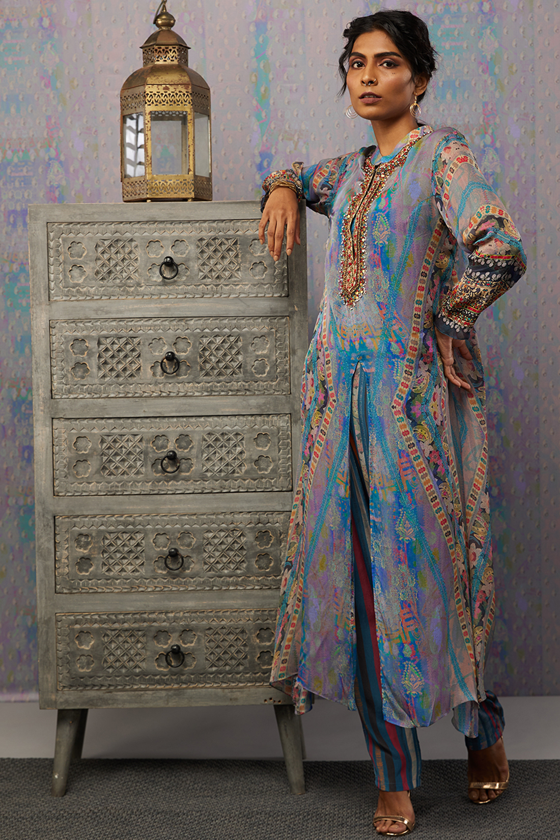 Ikaya Embroidered Kurta Set