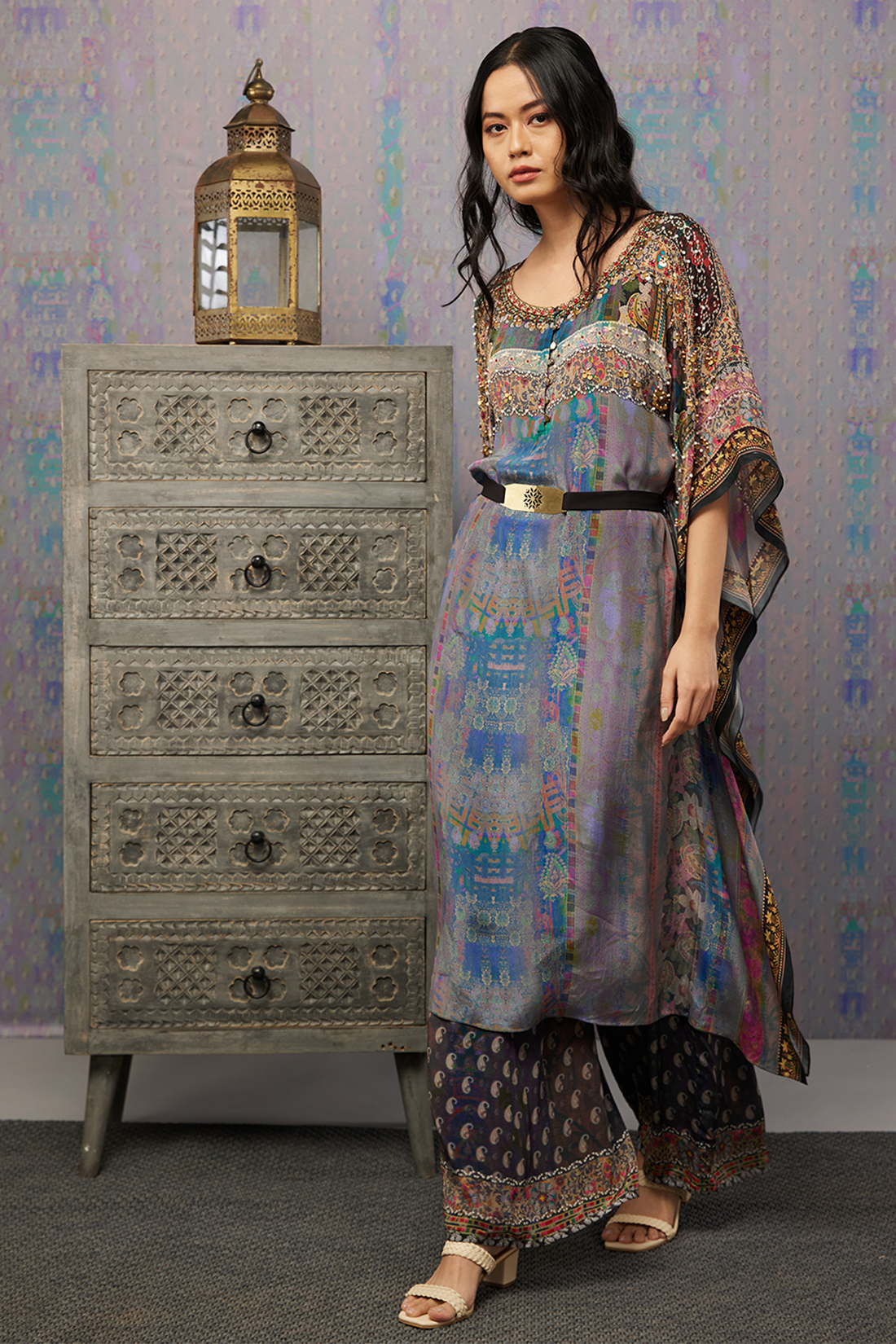 Ikaya Embroidered Kaftan Set With Belt