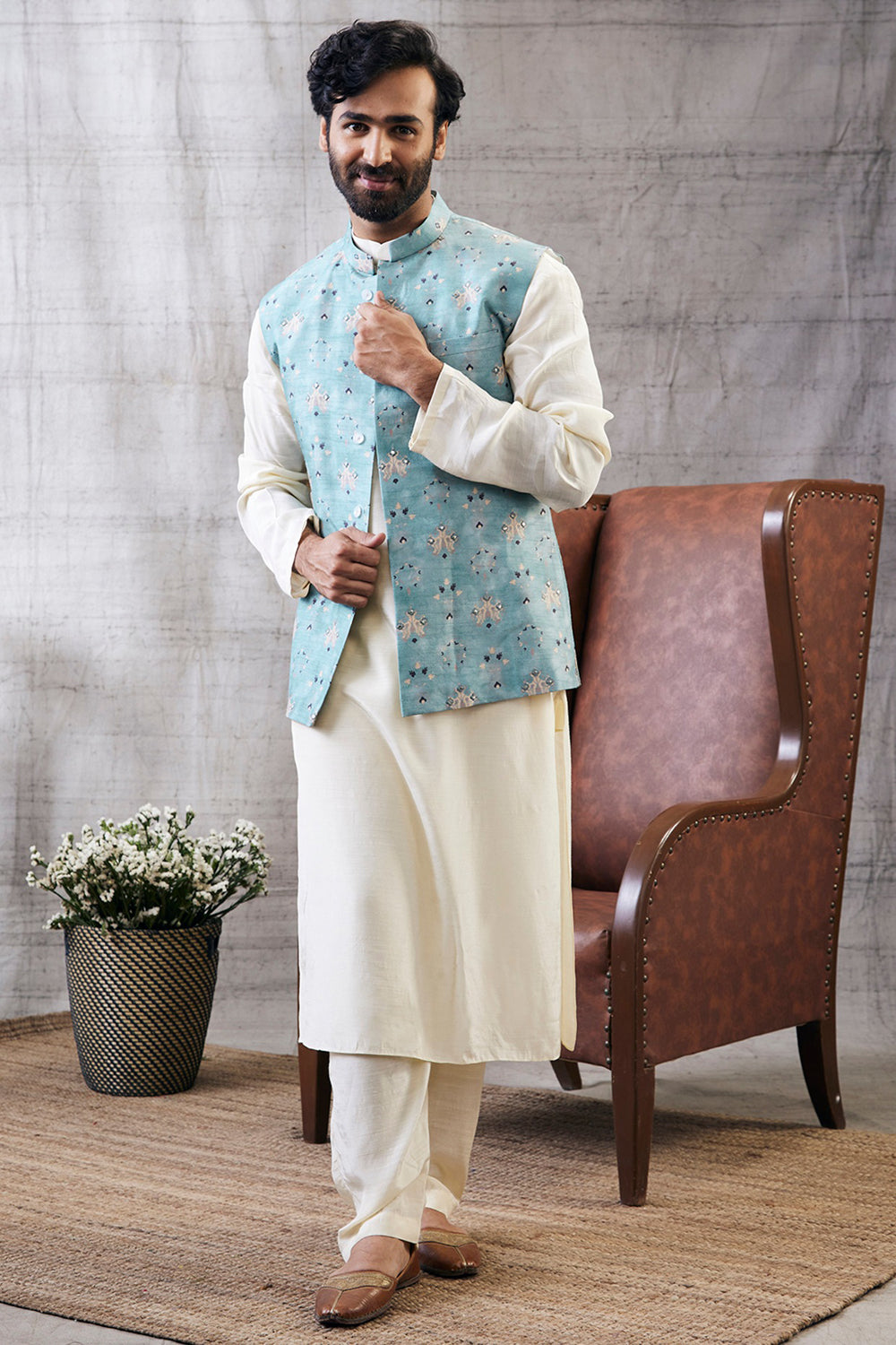 Sarouk Printed Bundi With Kurta Set