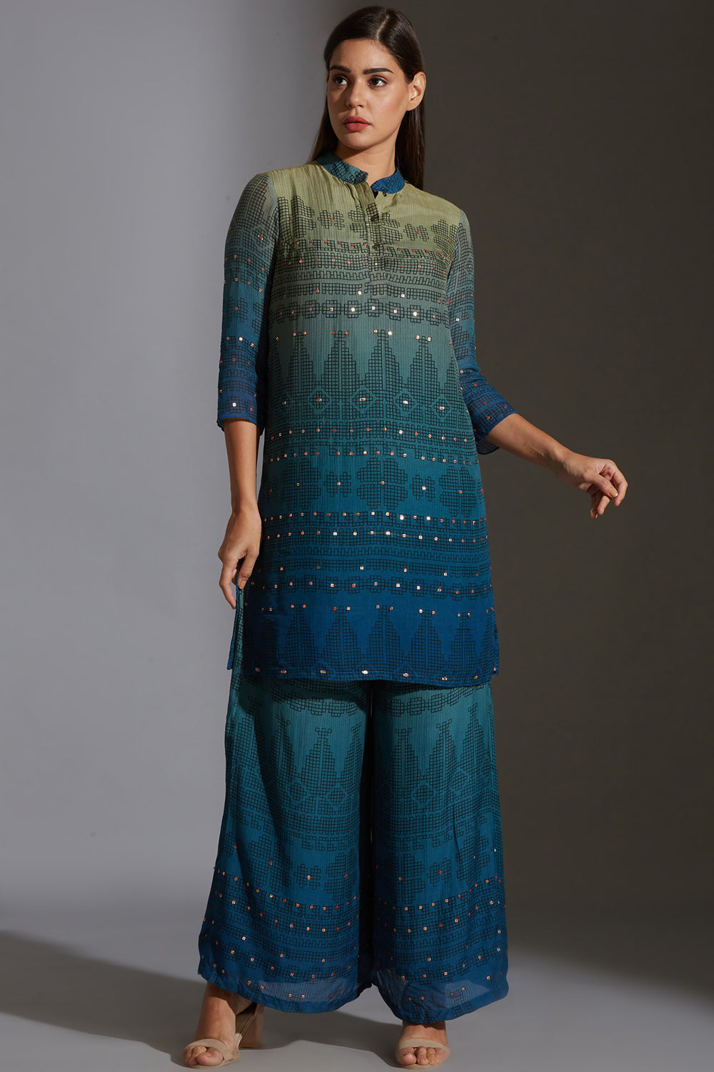 Rangrez Ombre Geometrical Kurta Set