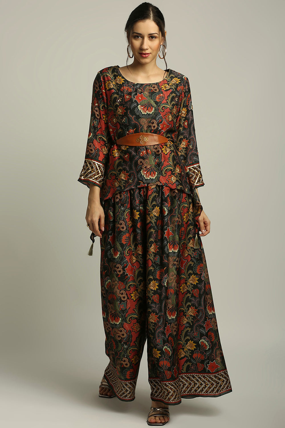 Batik Printed Embellished Skirt Set With Belt