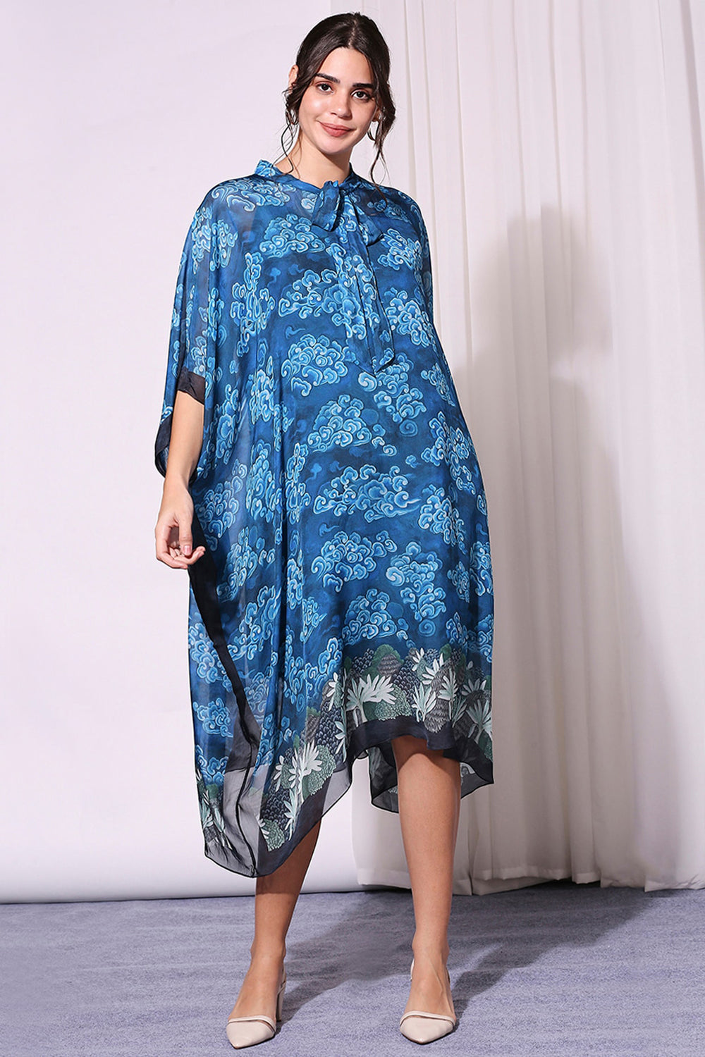 Cloud Printed Kaftan Top With Neck Tie-Up