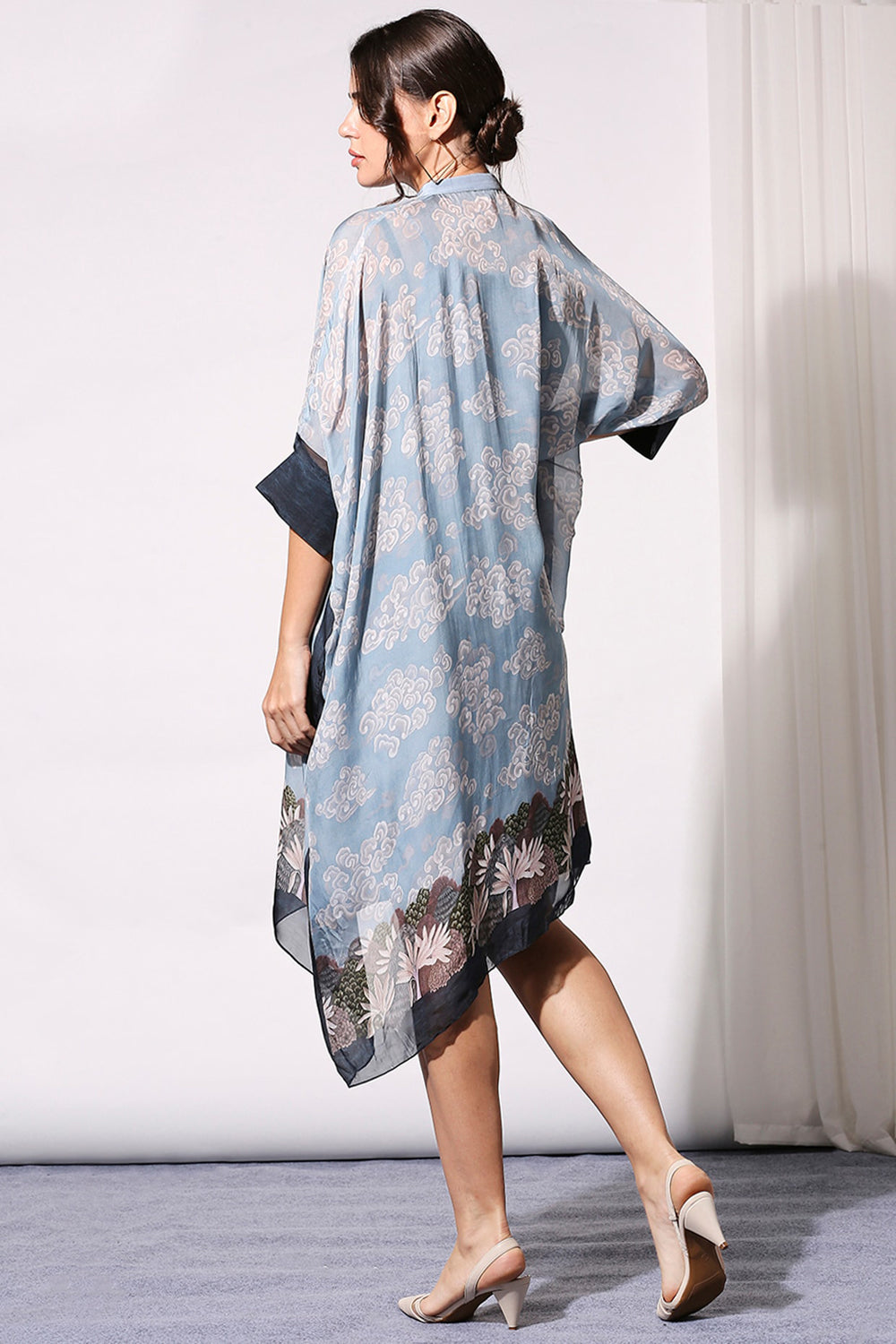 Cloud Printed Kaftaan Top With Cuff Detail