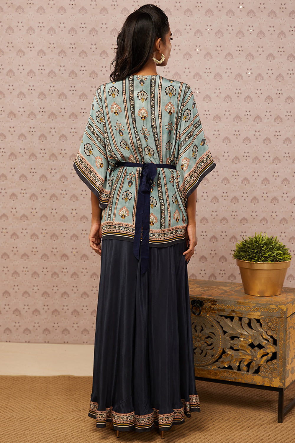 Sarouk Embroidered Kaftan Set With Belt