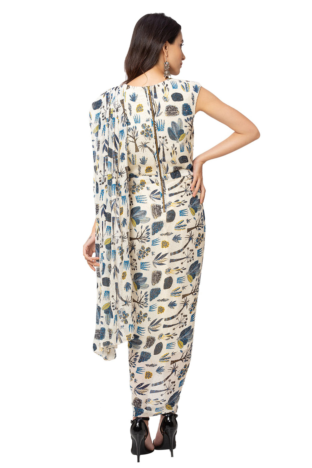 Printed Draped Saree With Belt